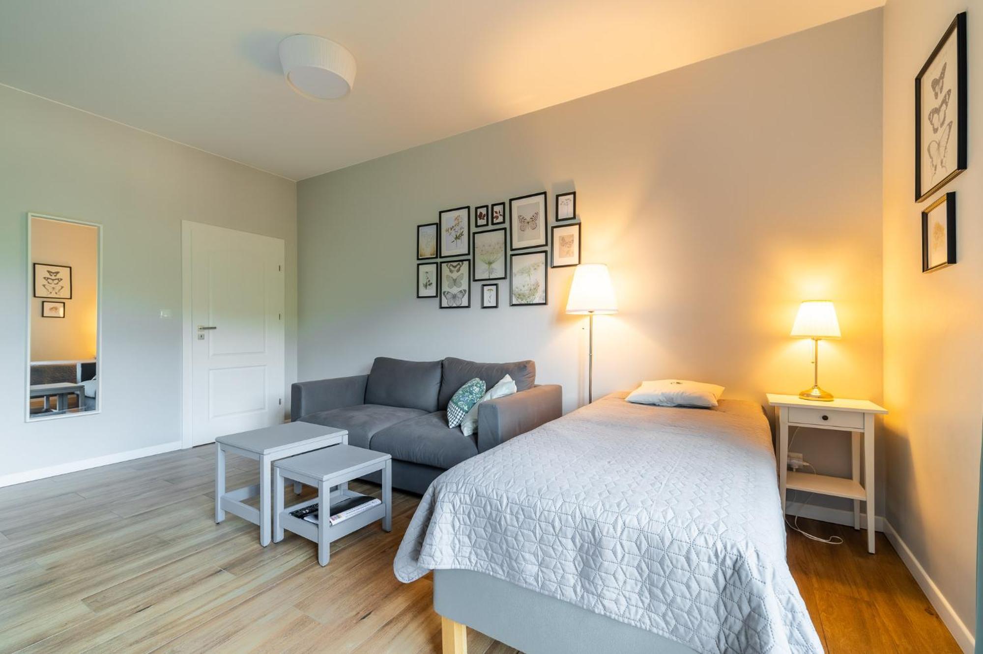 Apartamenty Black Lion Pcim Екстериор снимка